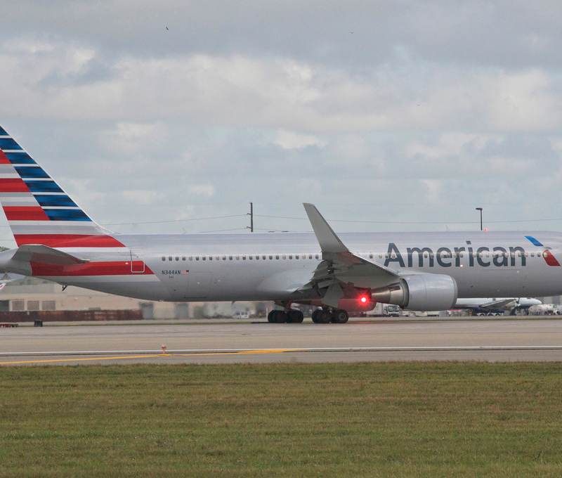 N344AN - Twin-engine aircraft