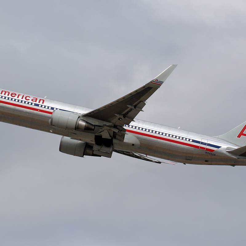 N345AN - Boeing