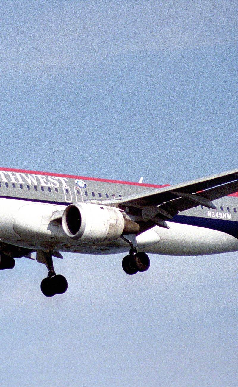 N345NW - Twin-engine aircraft
