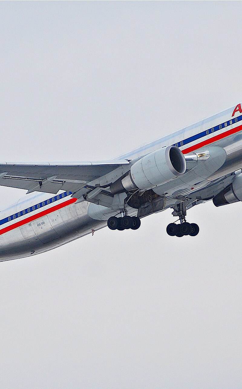 N347AN - Twin-engine aircraft