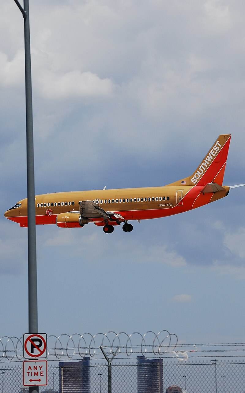 N347SW - Twin-engine aircraft