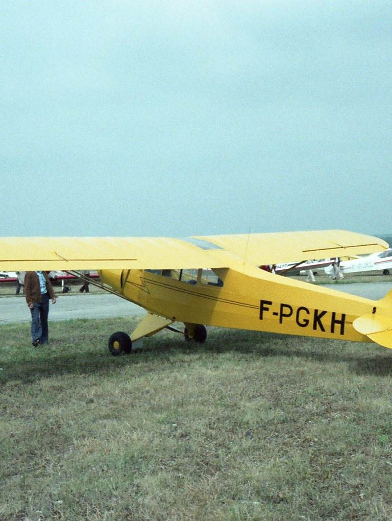 F-PGKH - Piper