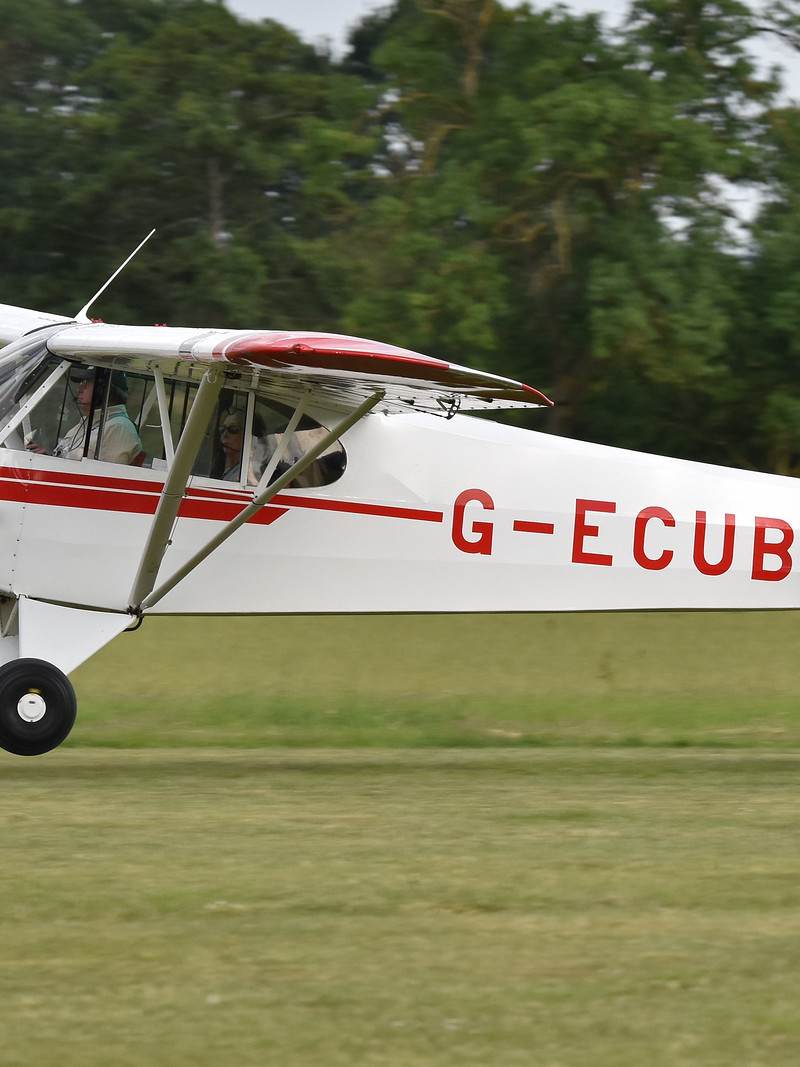 G-ECUB - Piper