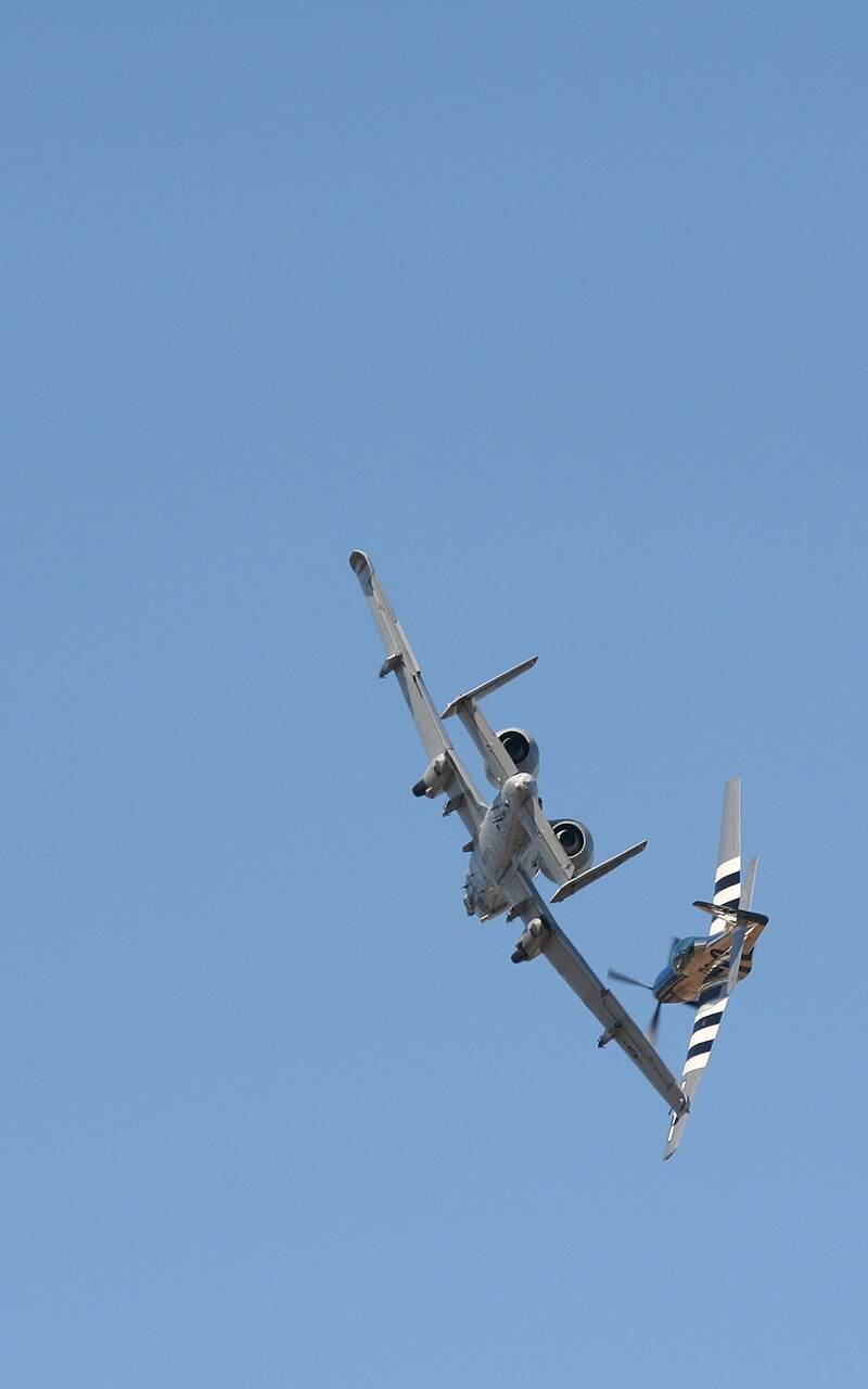  - Twin-engine aircraft