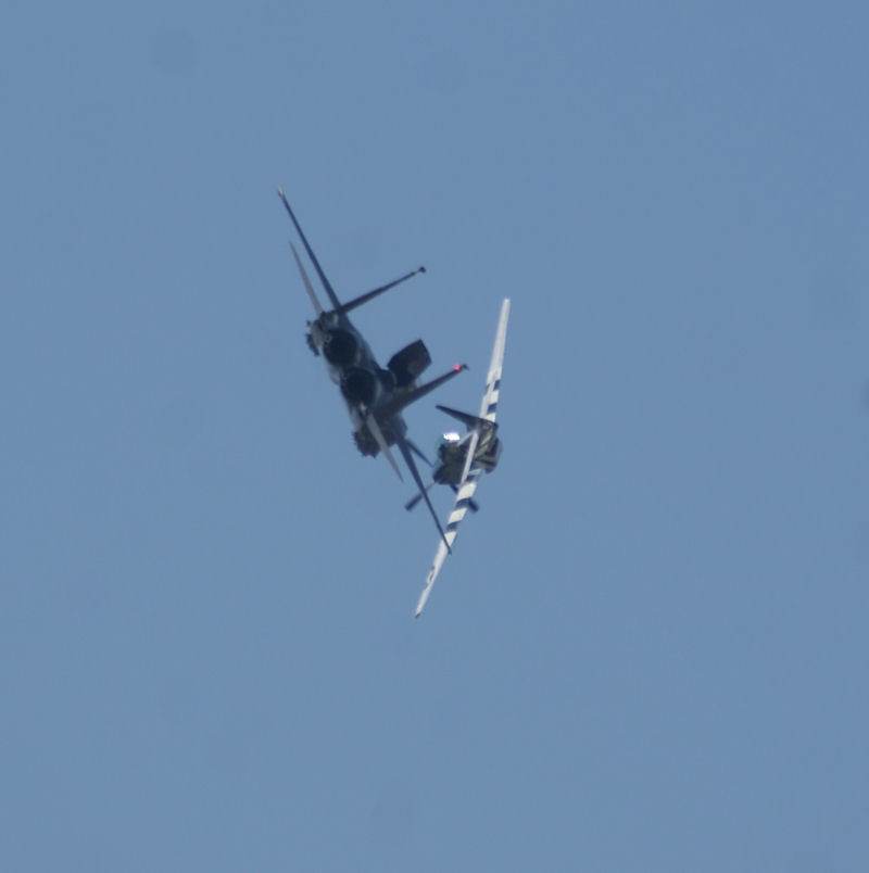  - Helicopter