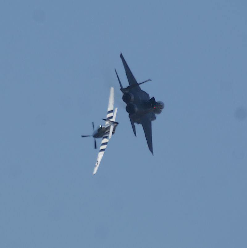  - Twin-engine aircraft