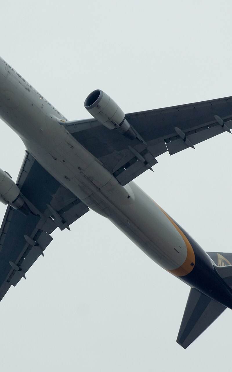 N351UP - Twin-engine aircraft