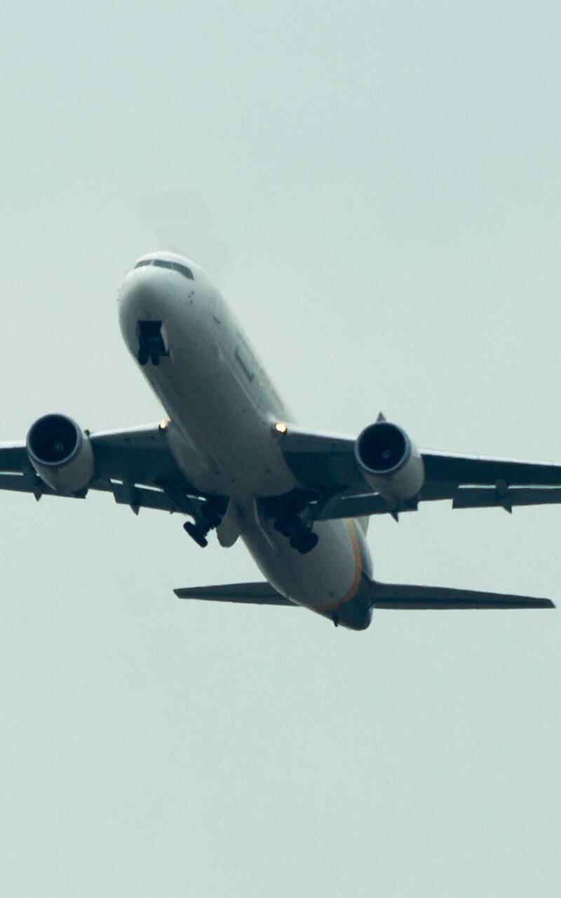 N351UP - Twin-engine aircraft