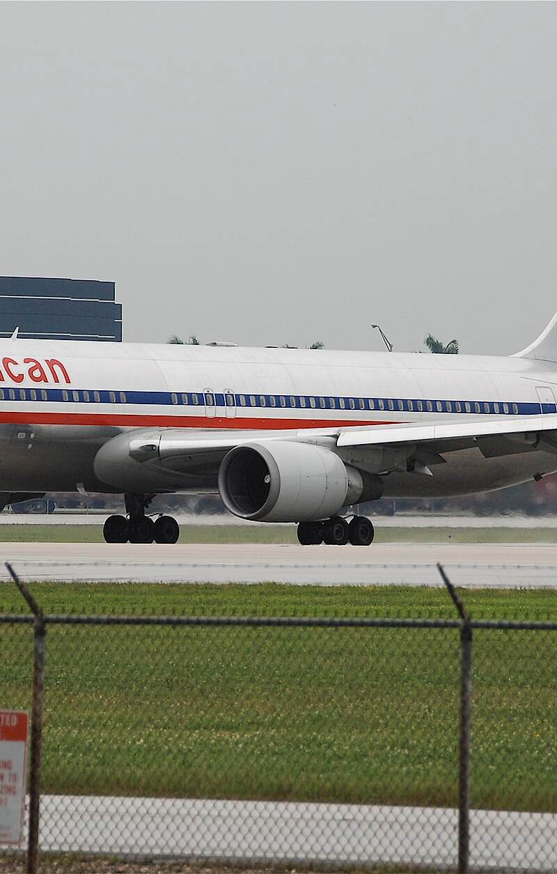 N352AA - Boeing