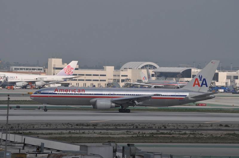 N352AA - Boeing