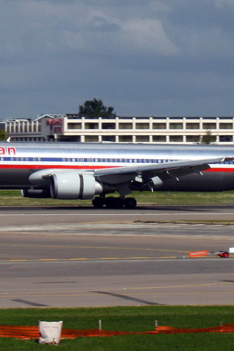 N352AA - Boeing