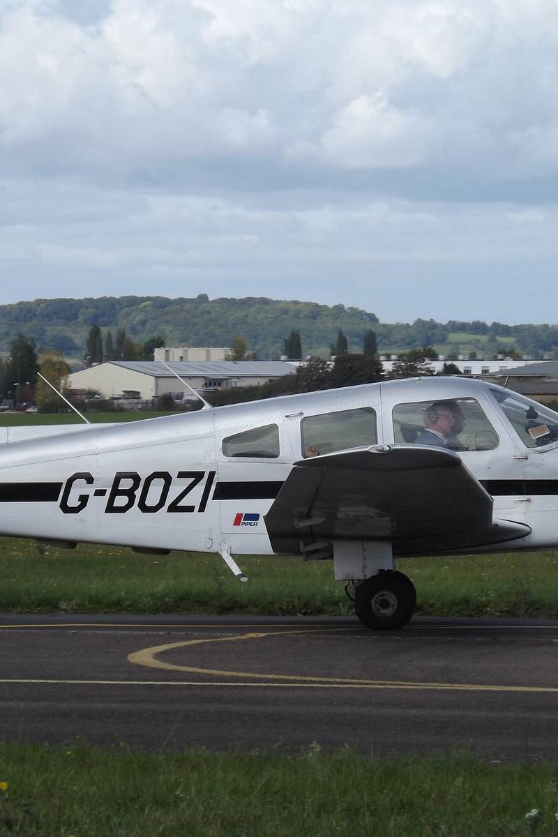 G-BOZI - Piper