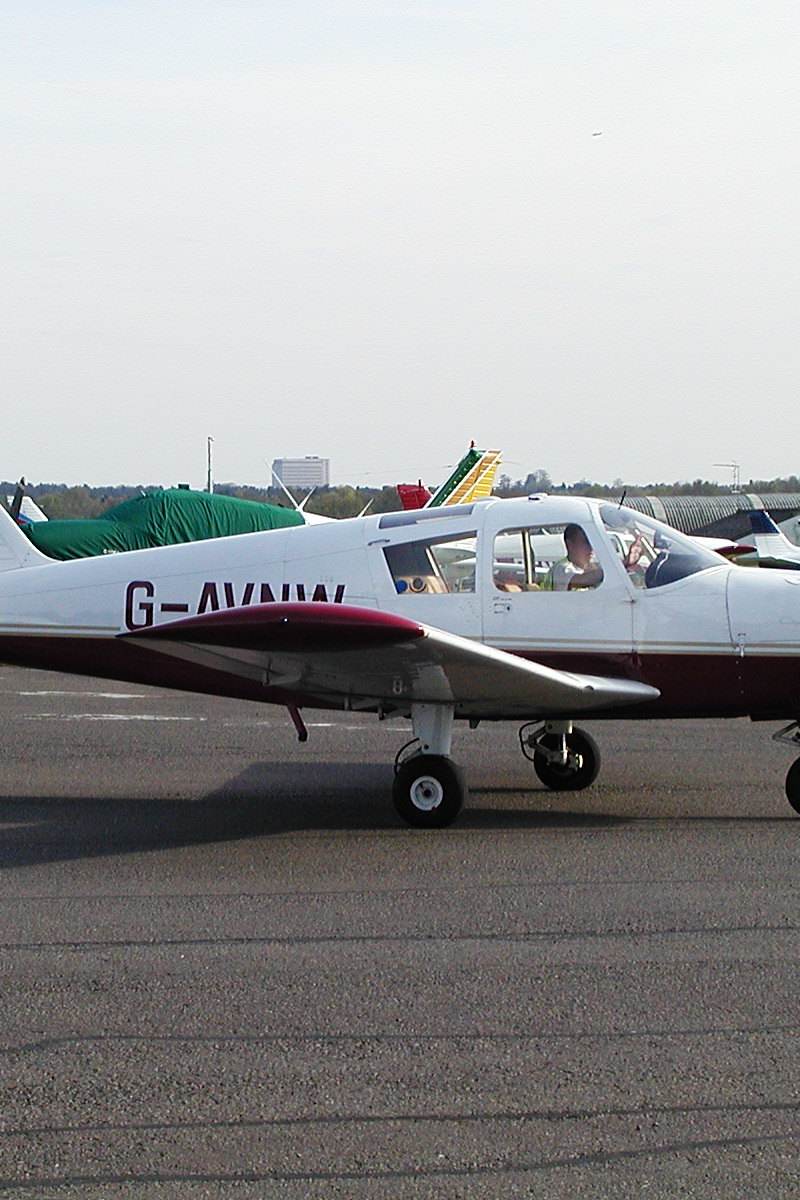 G-AVNL - Piper