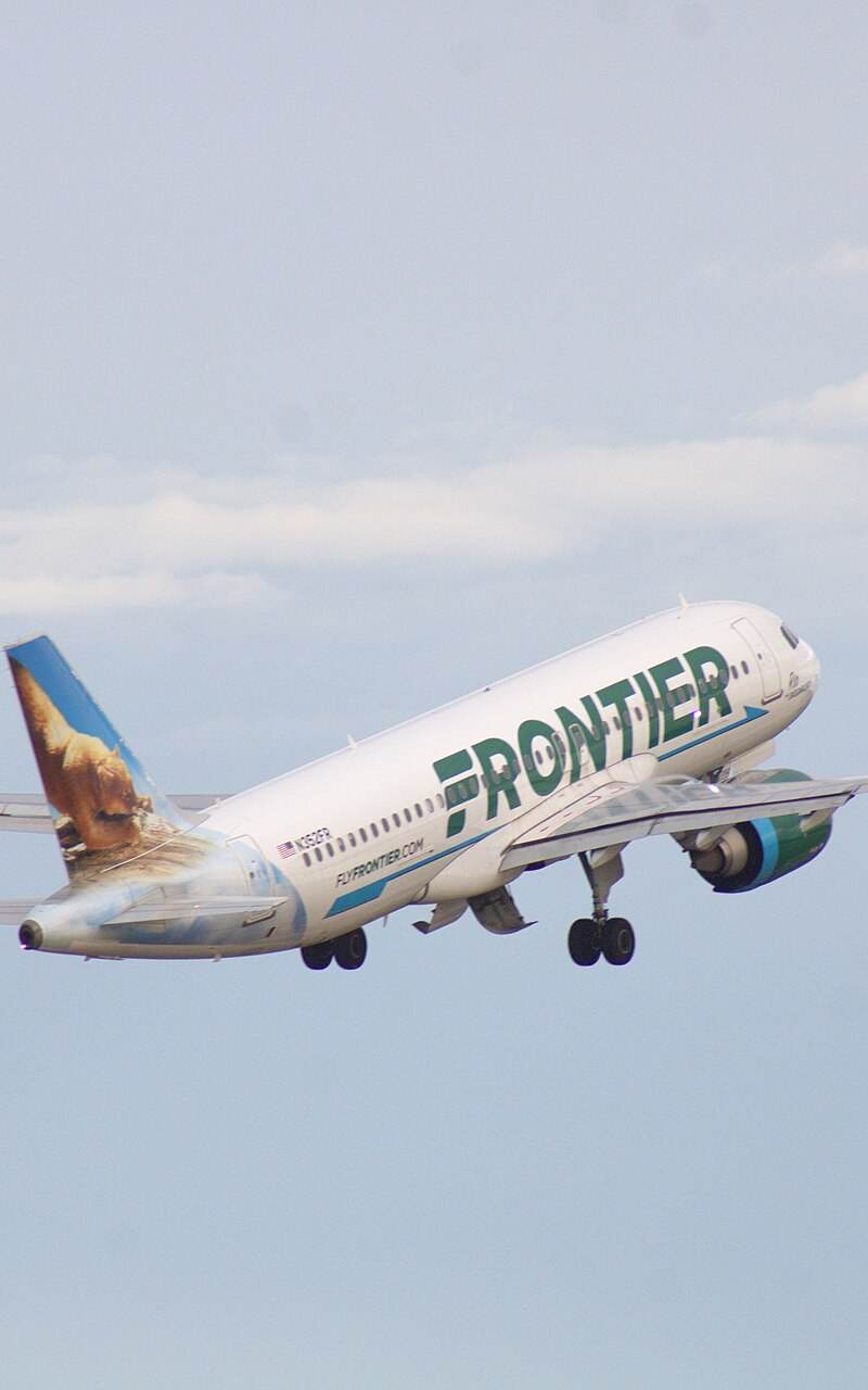 N352FR - Twin-engine aircraft