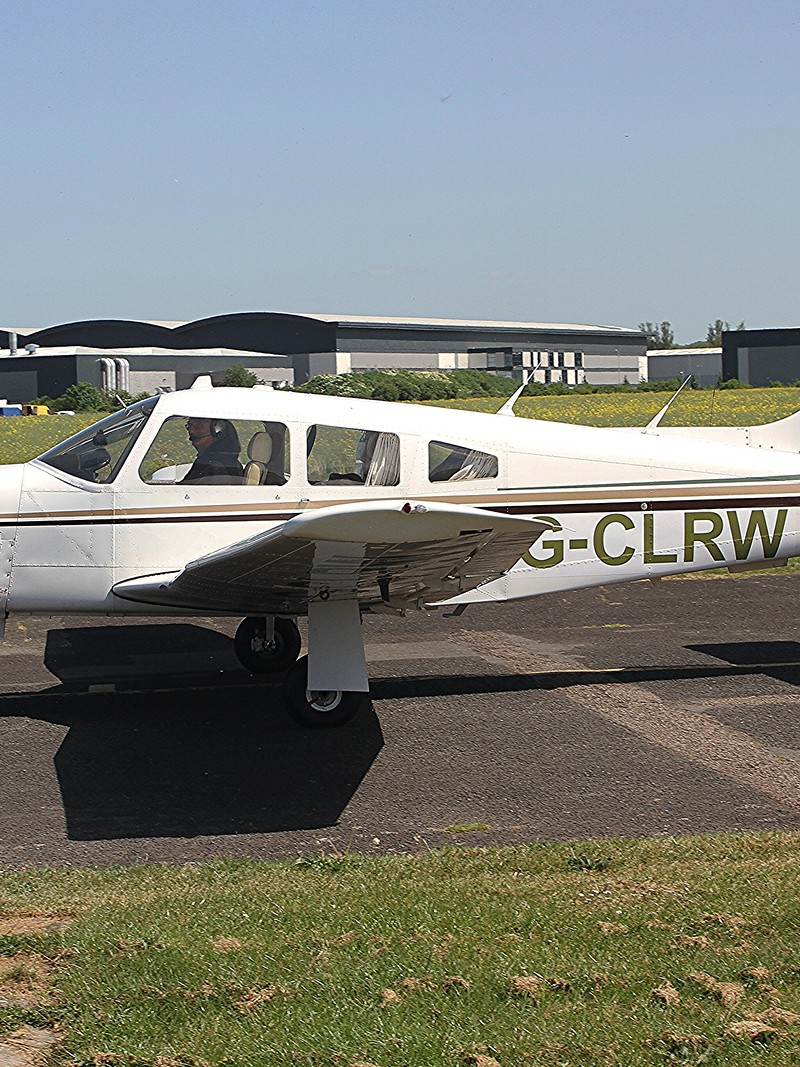 G-CLRW - Piper