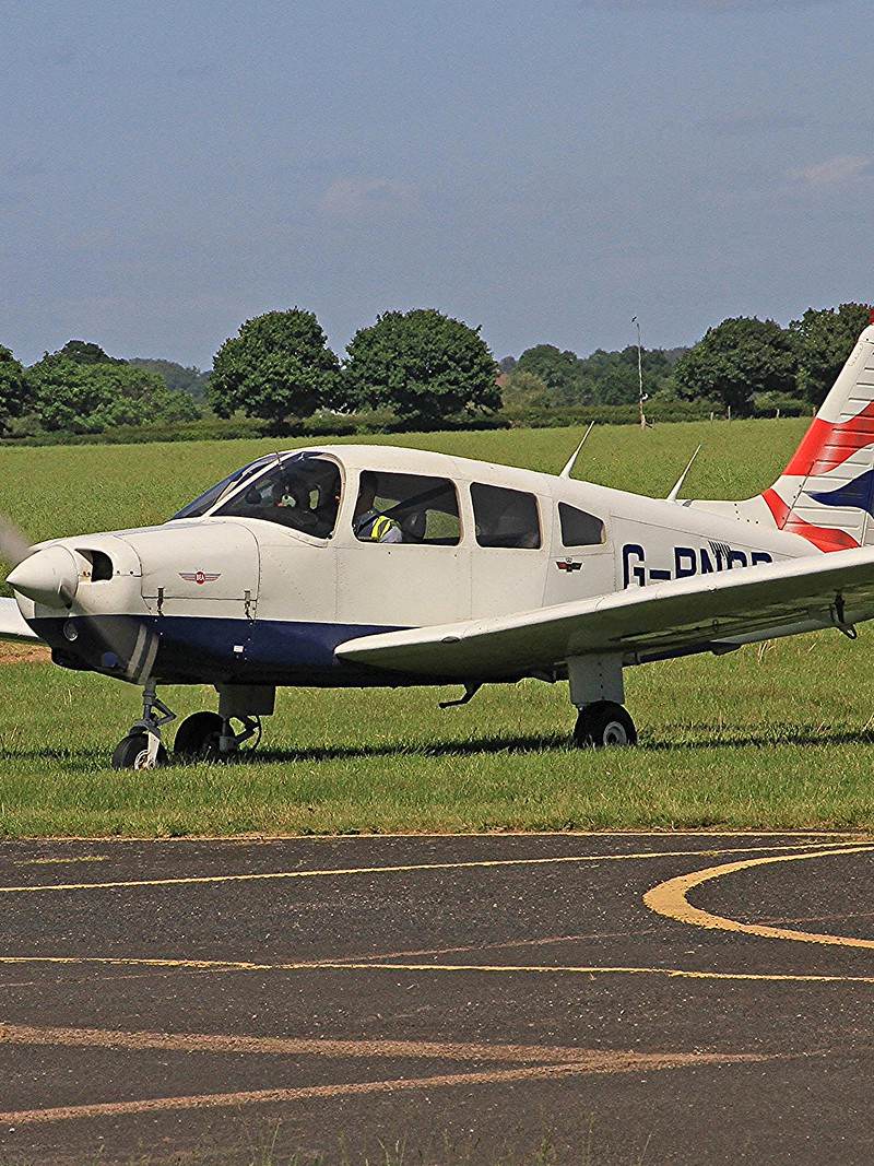 G-BNCR - Piper