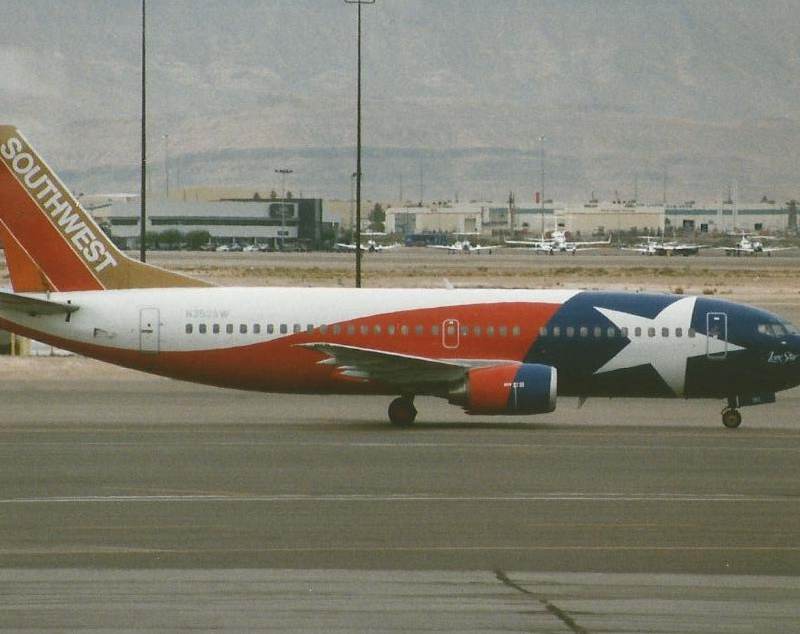 N352SW - Boeing