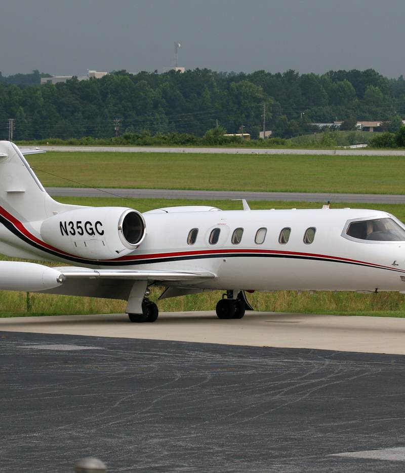 N35GC - Business jet