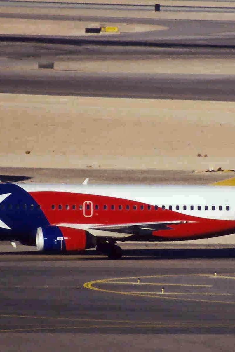 N352SW - Boeing