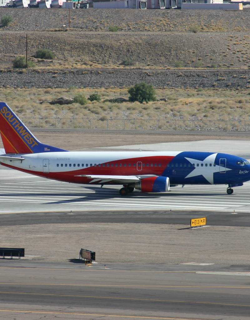 N352SW - Boeing