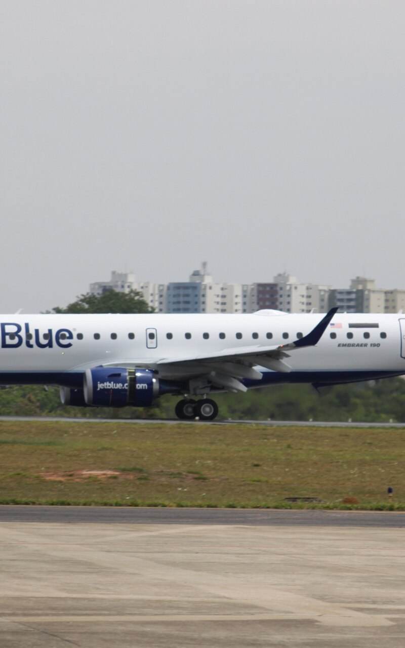  - Embraer