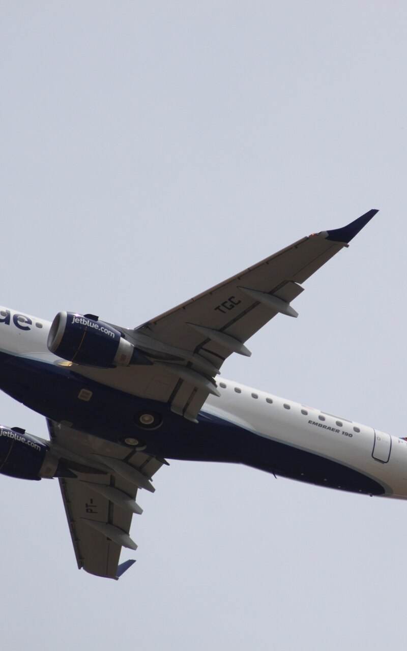  - Embraer