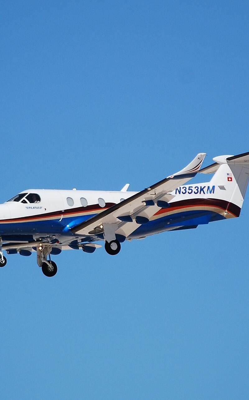 N353KM - Pilatus