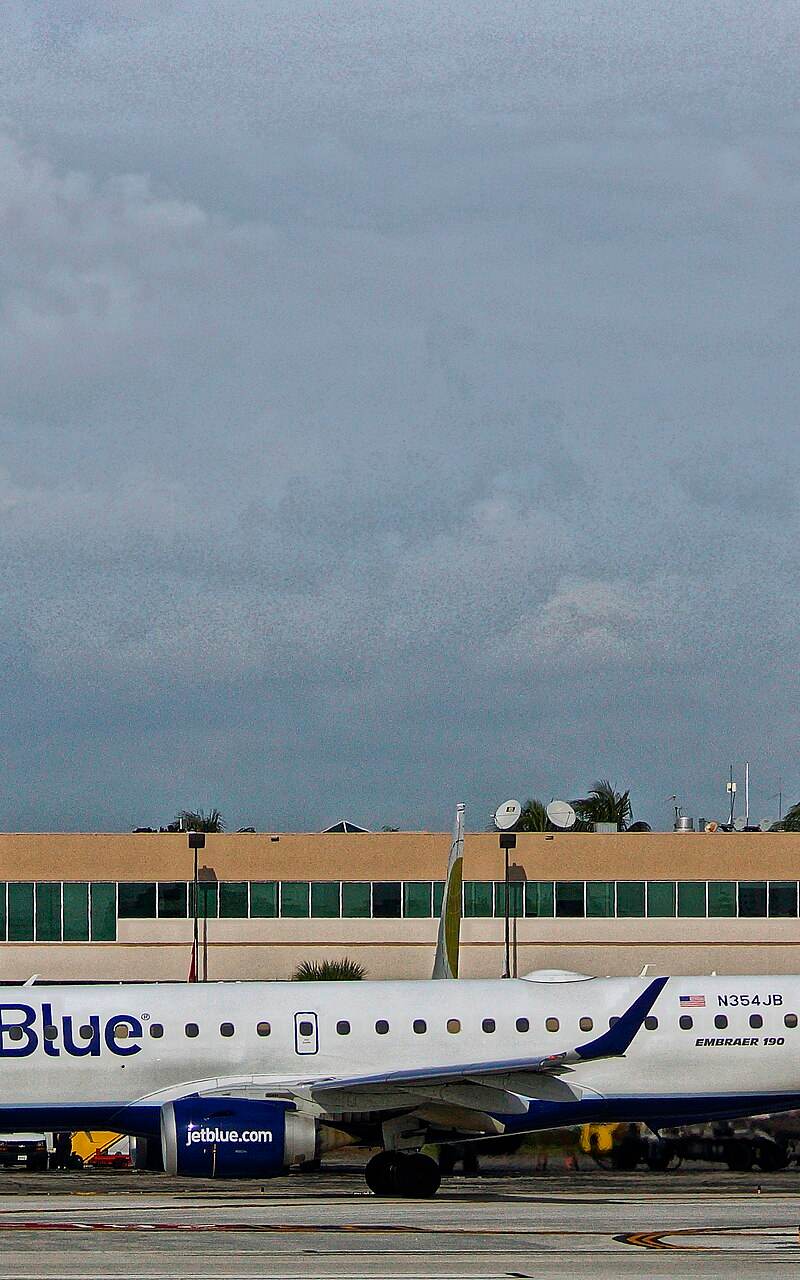 N354JB - Embraer