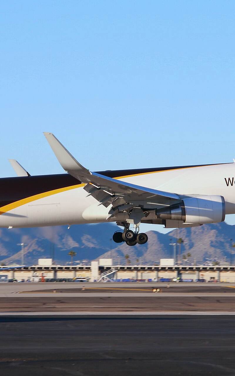 N355UP - Boeing
