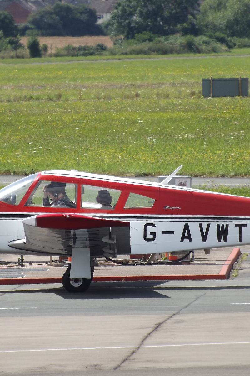 G-AVWT - Piper