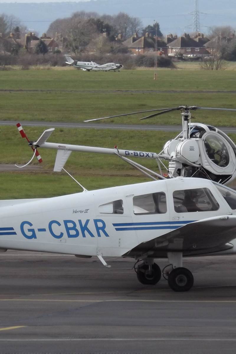 G-CBKR - Piper