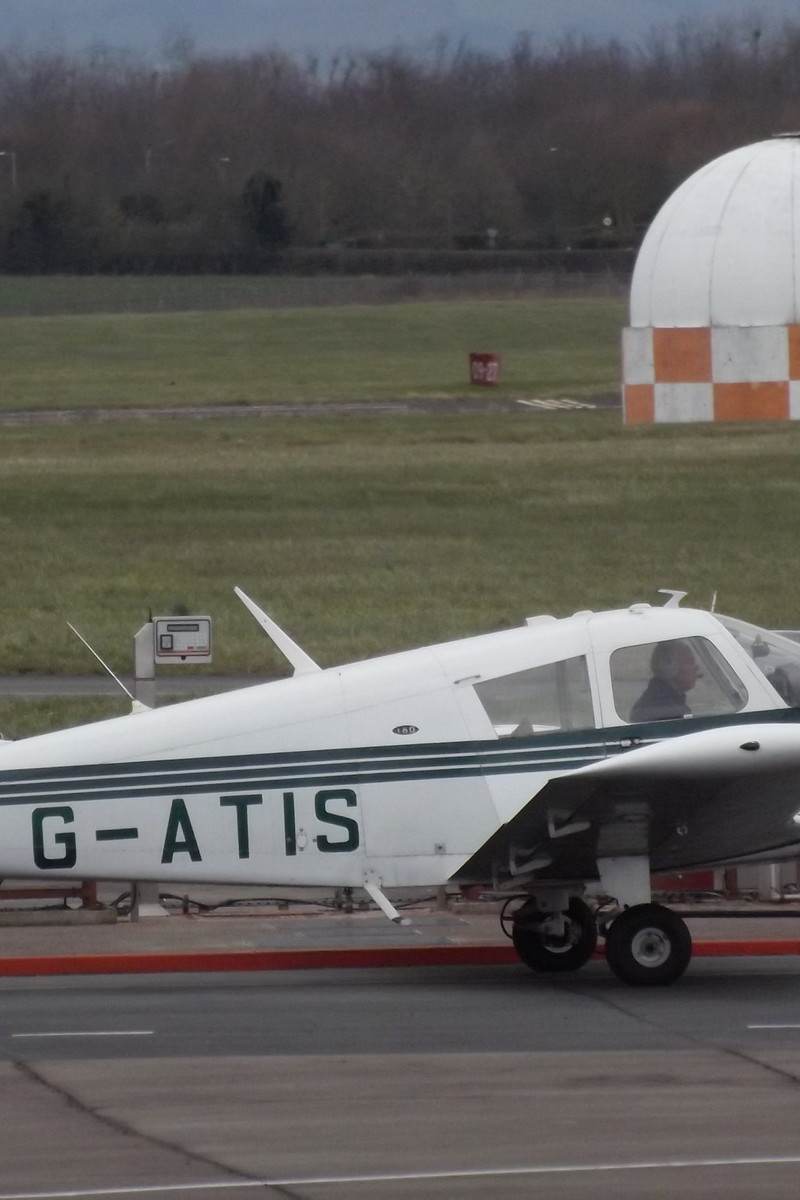 G-ATIS - Piper