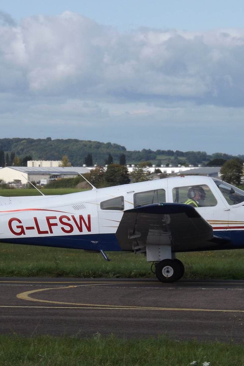 G-LFSW - Piper