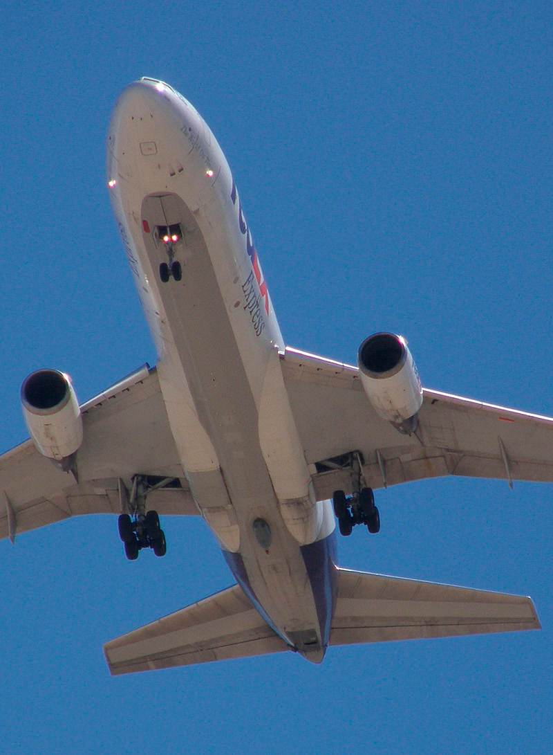 N357FE - Twin-engine aircraft
