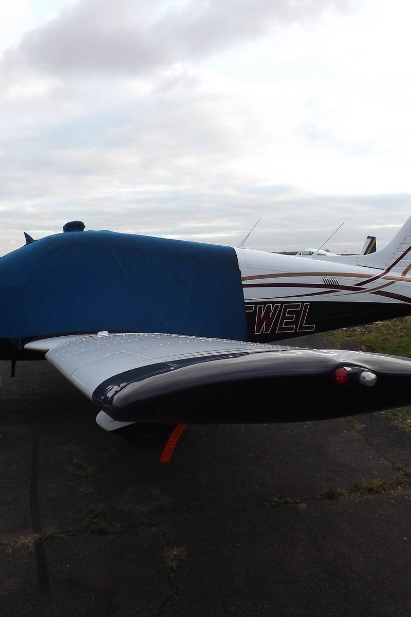 G-TWEL - Single-engine aircraft