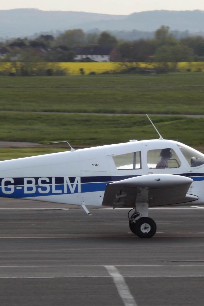 G-BSLM - Piper