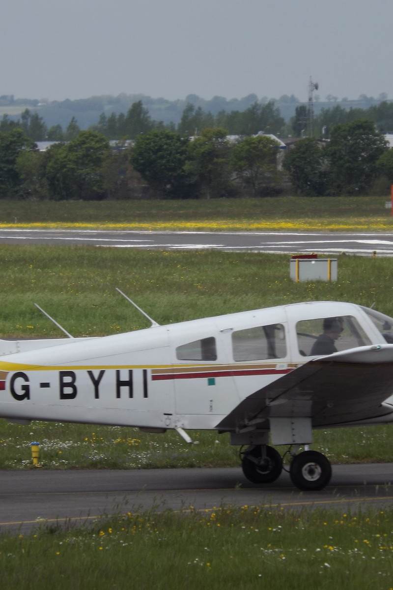 G-BYHI - Piper