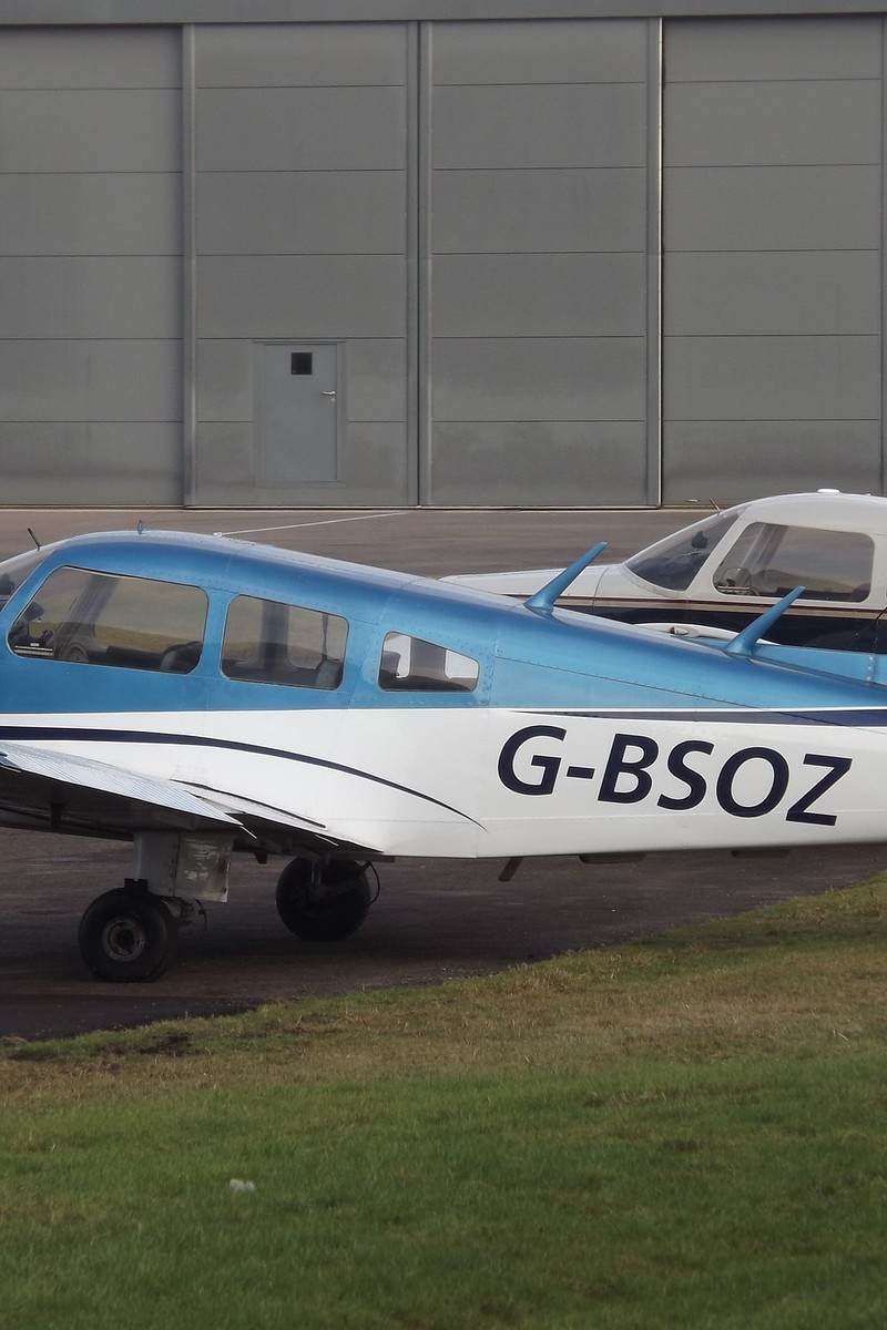 G-BSOZ - Piper