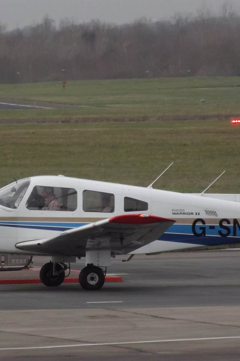 G-SNUZ - Piper
