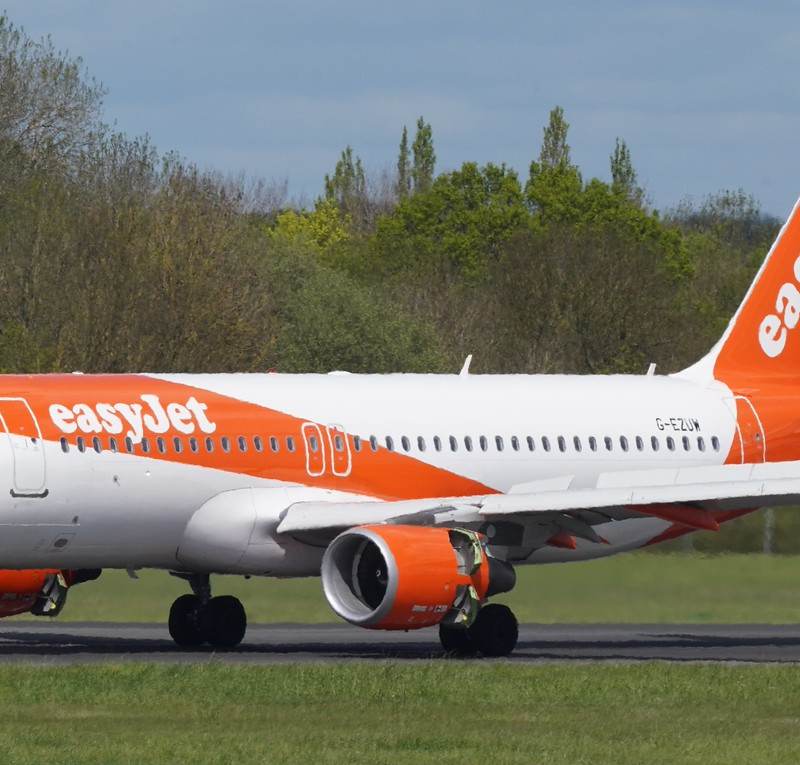 G-EZUW - Airbus