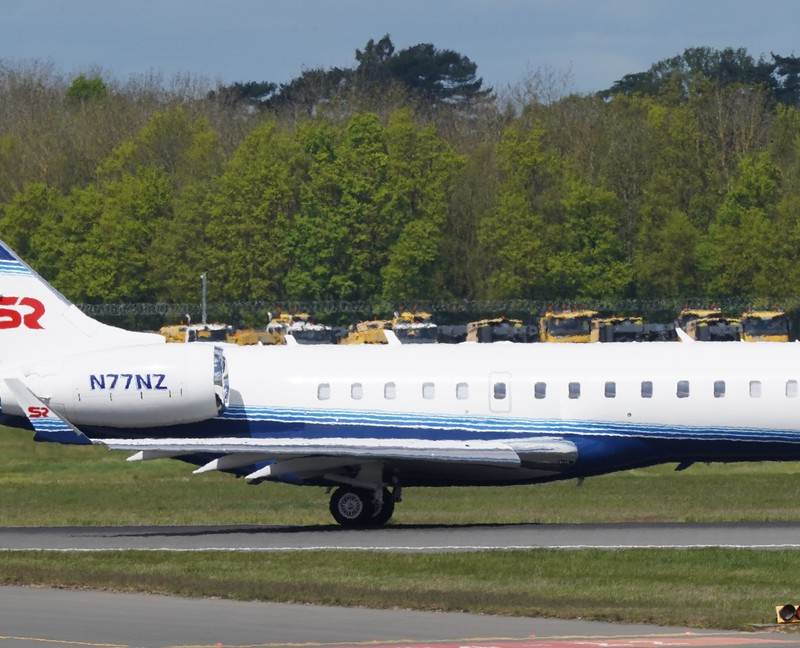N77NZ - Bombardier