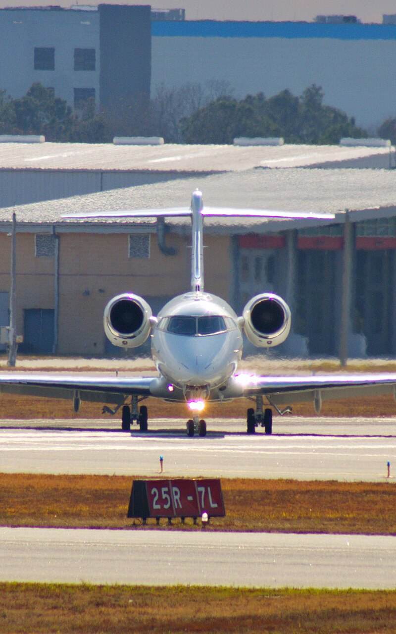 N358MH - Business jet