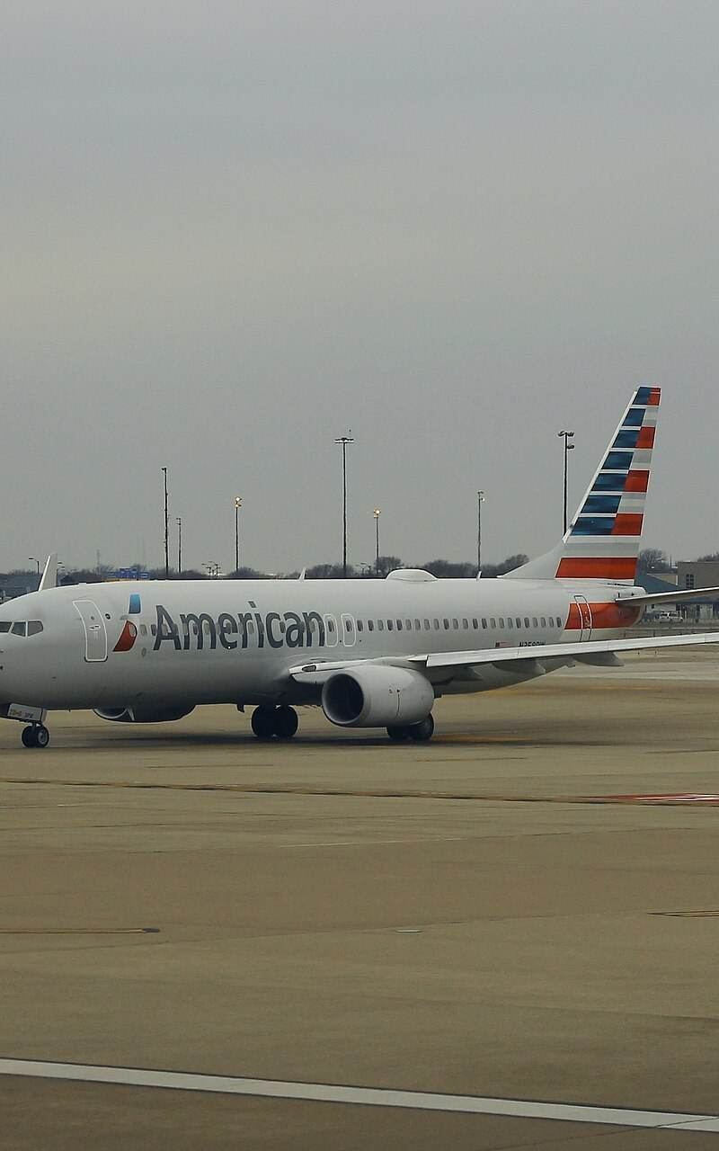 N358PW - Twin-engine aircraft