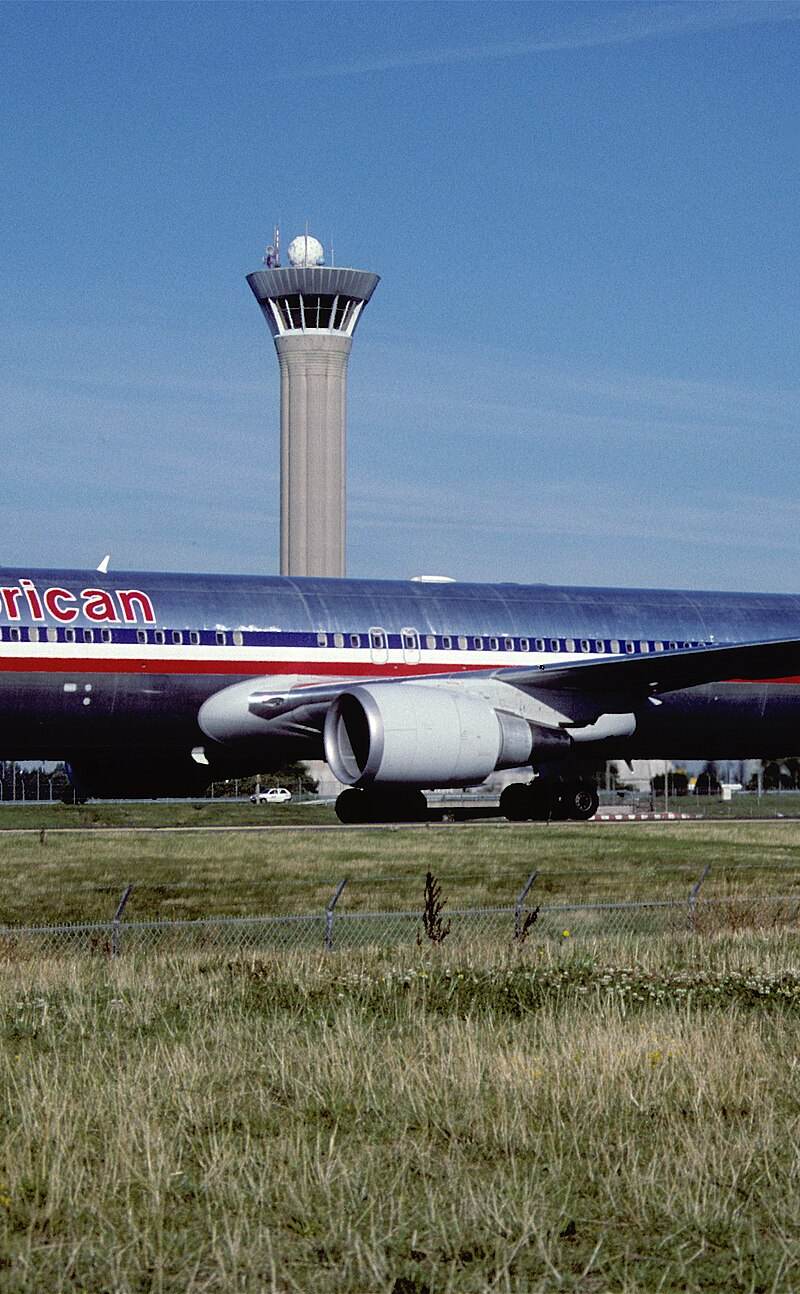 N359AA - Boeing