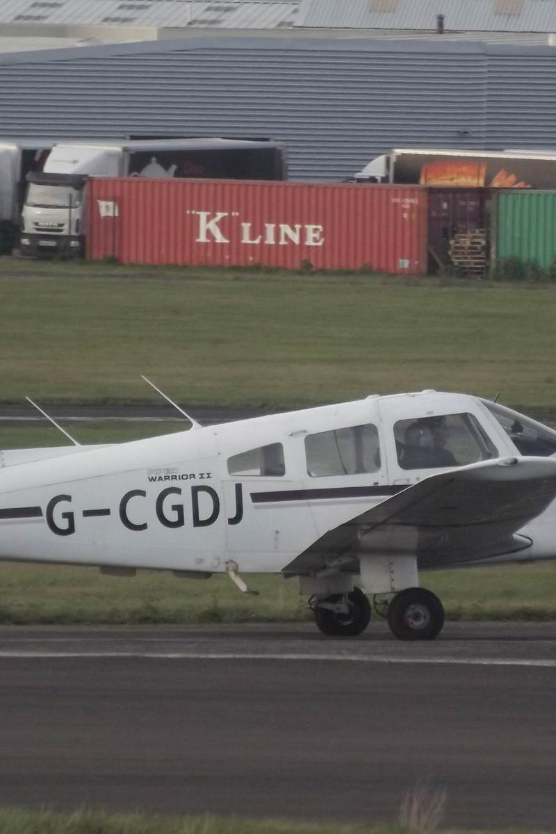 G-CGDJ - Piper