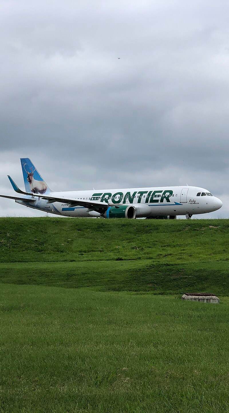  - Twin-engine aircraft