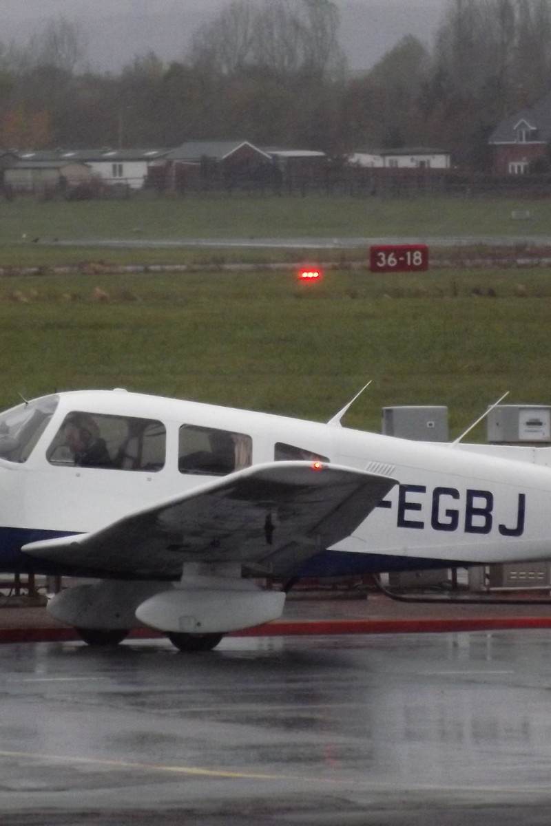 G-EGBJ - Piper