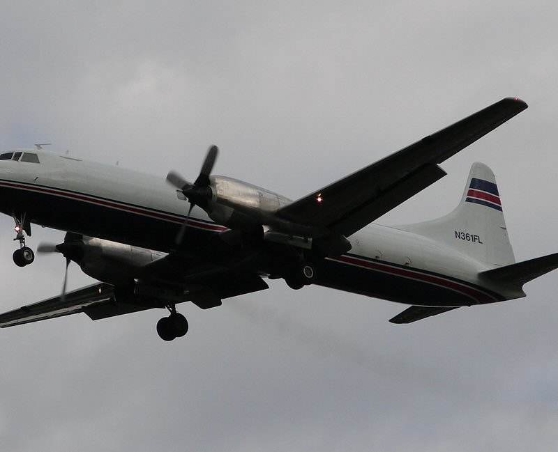 N361FL - Twin-engine aircraft