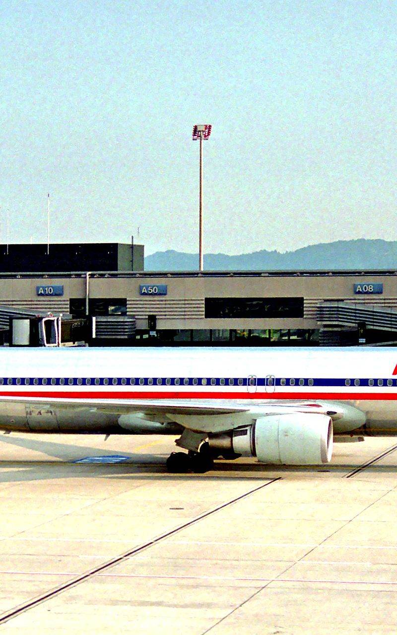 N362AA - Boeing