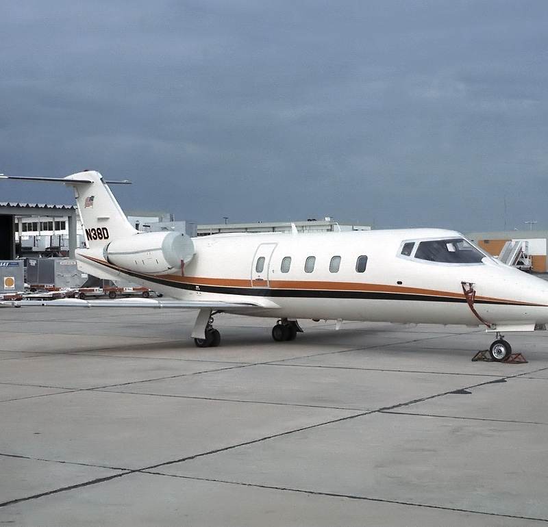 N38D - Business jet